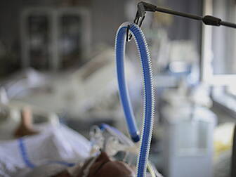 Irish Hospitals Could Take Cri...